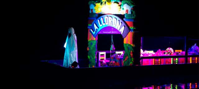 Spectacle sur le thème de la légende de la Llorona à Xochimilco
