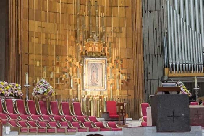 Altar de la Virgen de Guadalupe