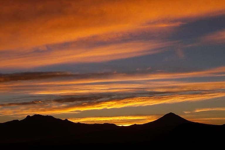 Alba sui vulcani Popocatépetl e Iztaccíhuatl