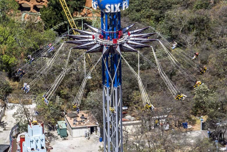 Rides and attractions at Six Flags