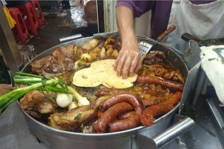 Chorizo, patata e pollo
