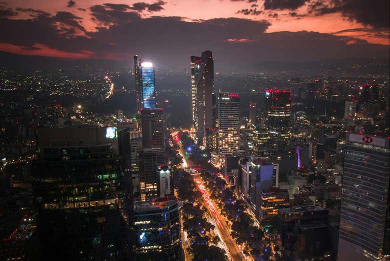 Ciudad de México al caer la noche