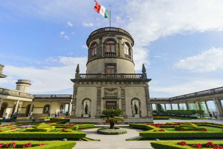 Travel through centuries of Mexican history