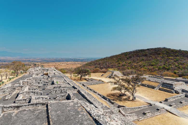 Discovering the ruins