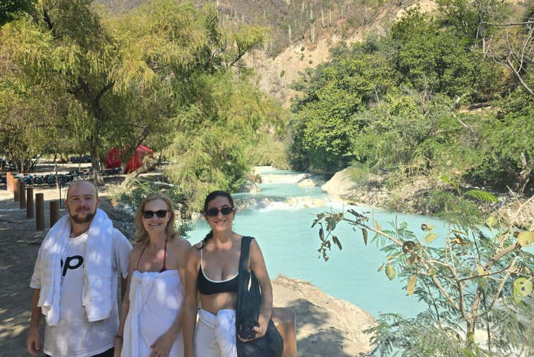 Antes de disfrutar de las aguas cálidas de Tolantongo