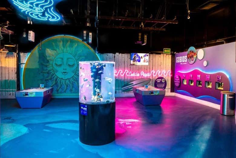 Salles d'exposition à l'aquarium Michin