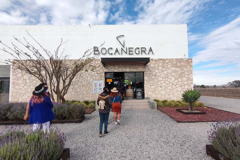 Visitando as instalações