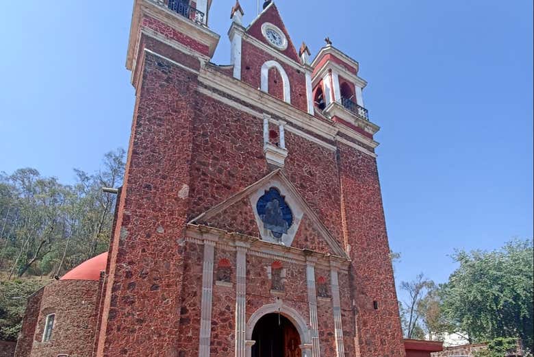 A church at the summit of a hill near Metepec