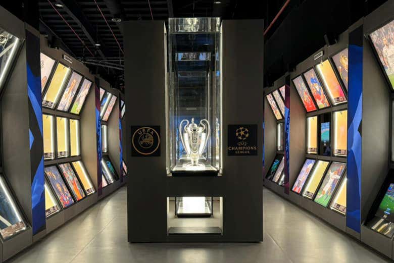 La copa de la Champions en LEGENDS