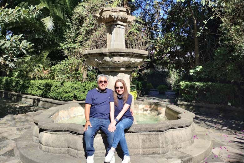 Foto en la fuente de la plaza San Jacinto