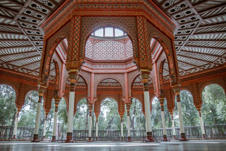 Stunning Moorish Kiosk in the neighborhood's Alameda