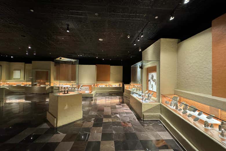 Exploraremos el museo del Templo Mayor