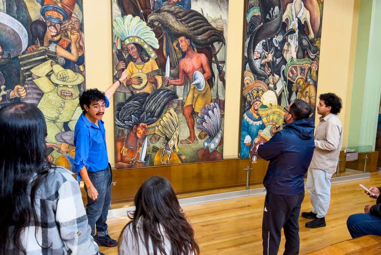 Exposição de pinturas e esculturas mexicanas