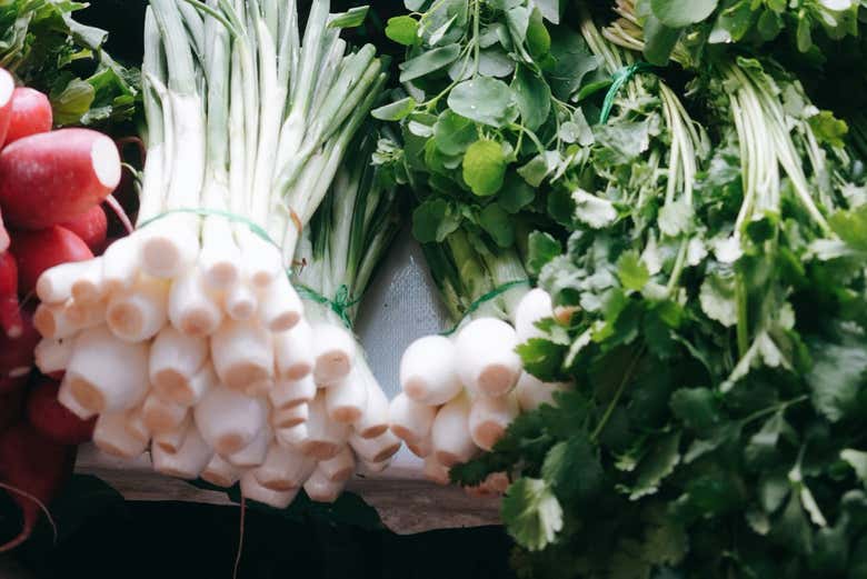 Legumes em uma das bancas do mercado de Xochimilco