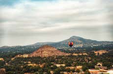 Paseo privado en globo sobre Teotihuacán