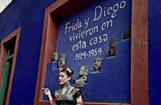 Tour por los museos de Frida Kahlo: la Casa Azul, la Casa Roja y la Casa Estudio