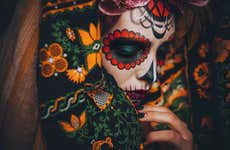 Tour del Día de Muertos por Xochimilco con cena
