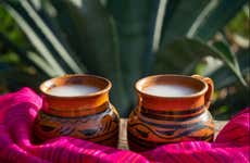 Tour del pulque, el tequila y el mezcal + Mercado de artesanía