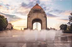 Visita guiada pelo Monumento à Revolução