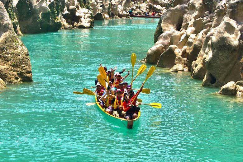 Canoa no rio Tampaón