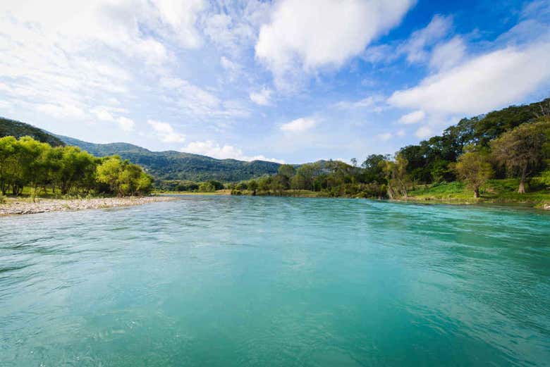 Le fleuve Tampaón