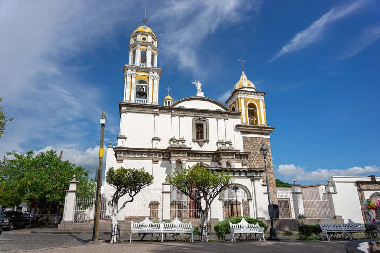 Parroquia del Pueblo Mágico de Comala