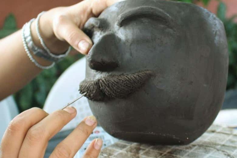 Dando los detalles a la pieza elaborada