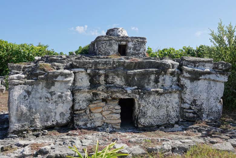 Antigua pirámide maya