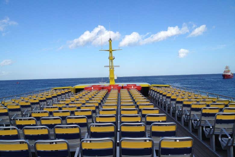 Vistas desde la cubierta del ferry