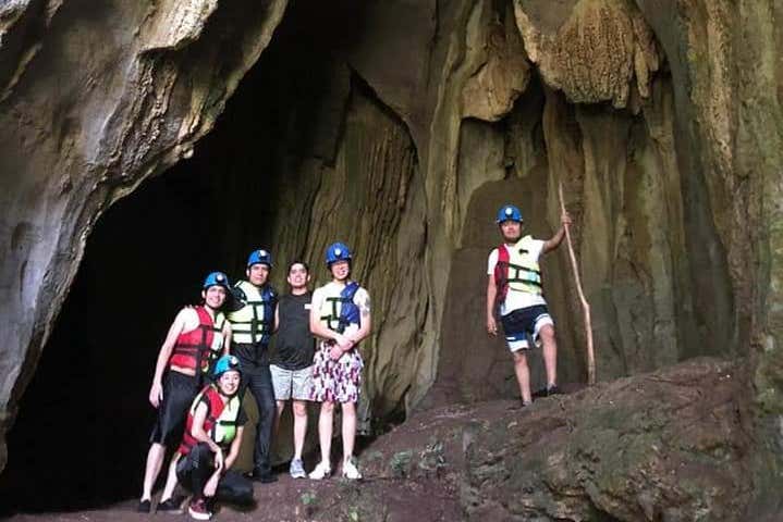 Visitando cuevas sorprendentes