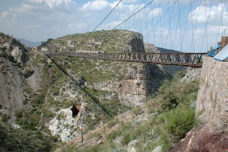 Puente colgante de la mina de Ojuela