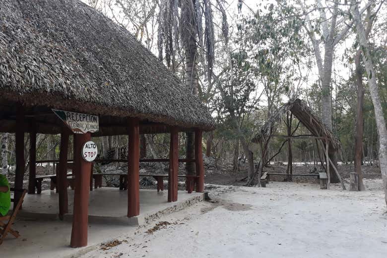 Entrée du cénote Xcanché 