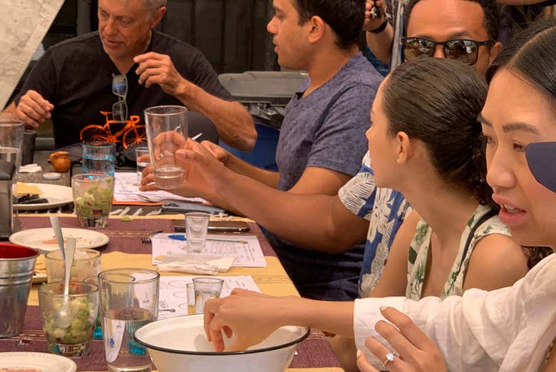 Disfrutando de la cata