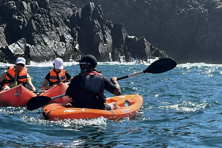 Acercándonos al respiradero de La Bufadora 
