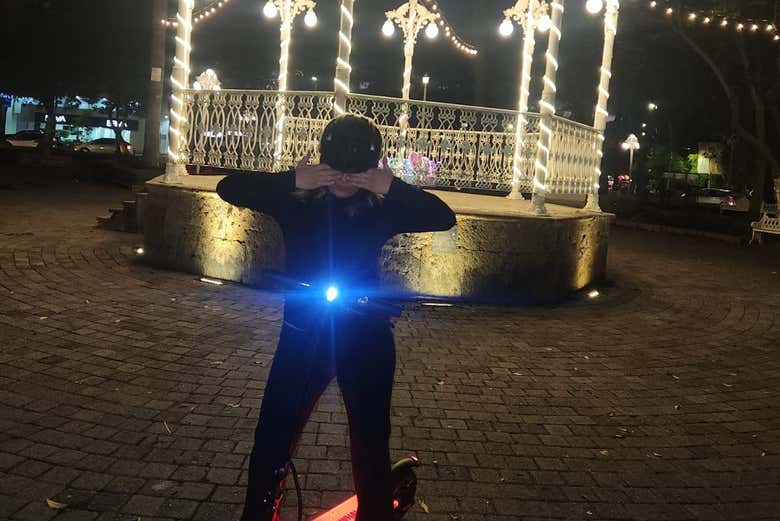 Explorez Guadalajara en trottinette électrique