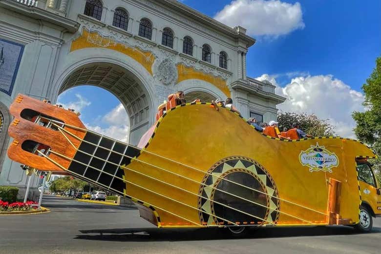 Autobús guitarra en Guadalajara