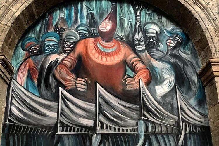 Observez les détails de la peinture murale