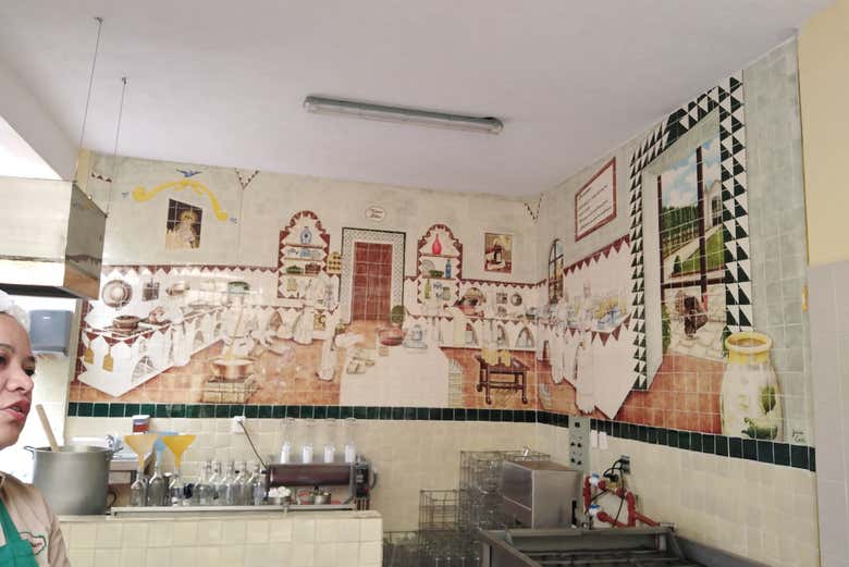 Visitando uma oficina de artesanato