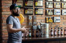 Visita à cervejaria Fortuna e à destilaria La Rojeña