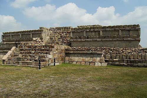 Plazuelas archaeological area