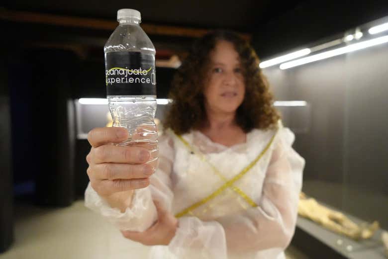 Actriz lista para el tour teatralizado
