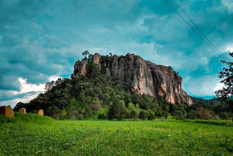 Huge outcrop in Yécora