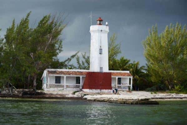 Faro del cabo Catoche