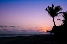 Cerimônia do solstício de inverno na praia La Ventanilla