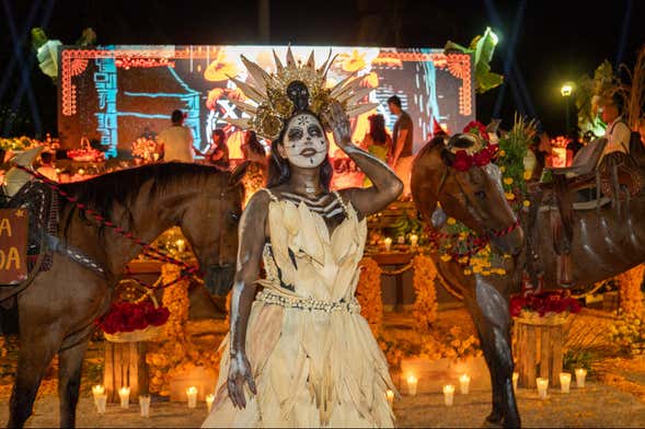 Visite sur le thème du Jour des Morts à Huatulco : Festival Xandù