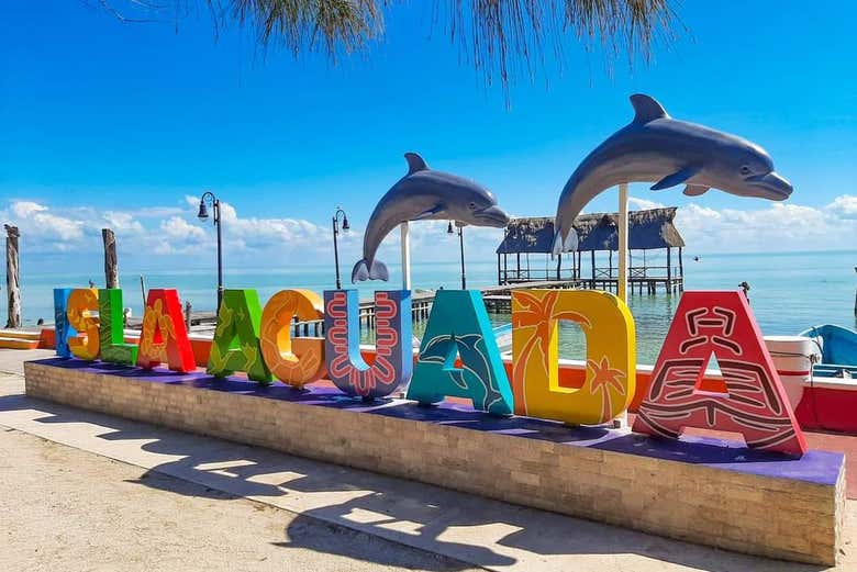 Lettres géantes d'Isla Aguada