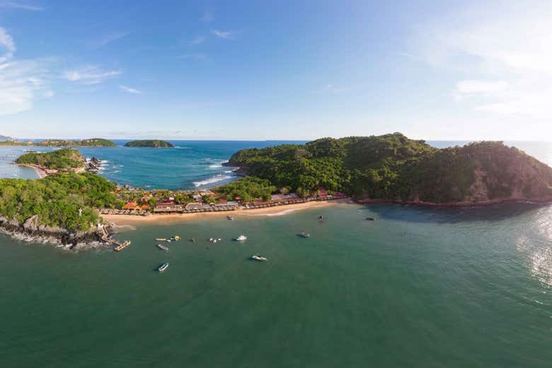 Vista de la isla de Ixtapa desde el aire