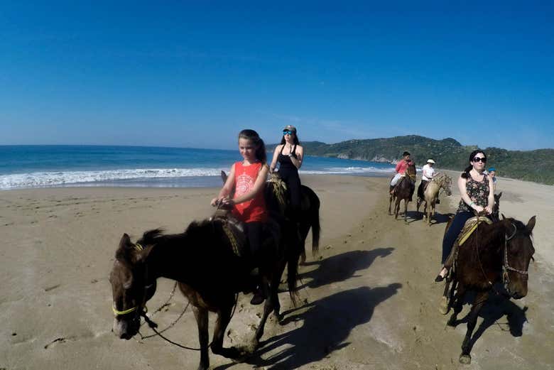 Disfrutando del paseo a caballo