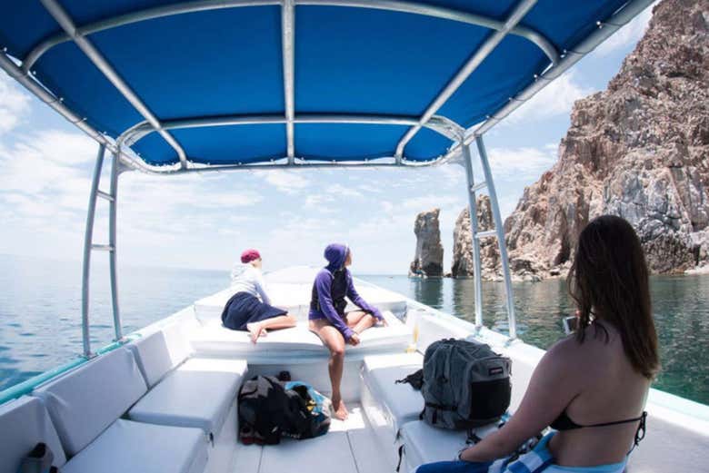 Excursión a la isla Espíritu Santo en barco desde La Paz