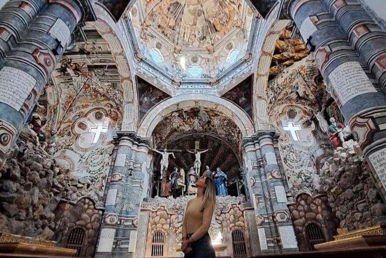 Interni di una chiesa di San Miguel Allende